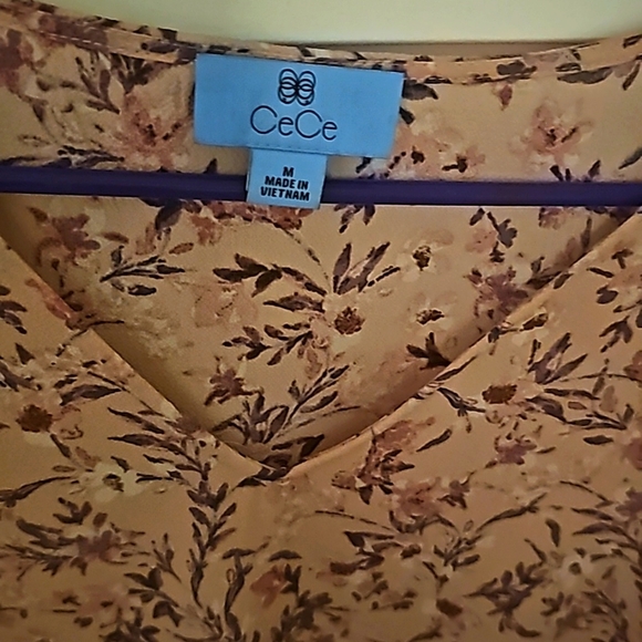CeCe by Cynthia Steffe, Sleeve Botanic Blouse size M - Picture 3 of 4